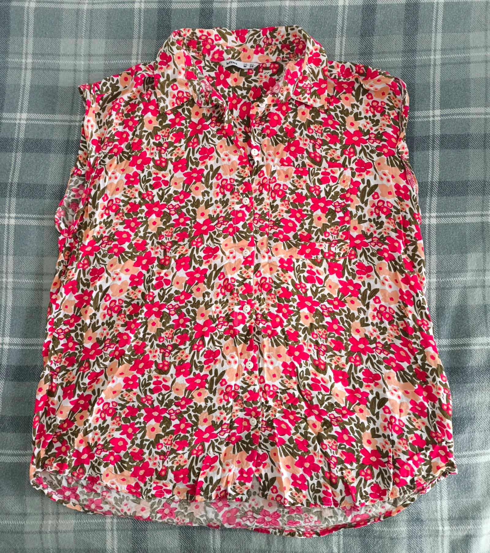 Camisa de flores 